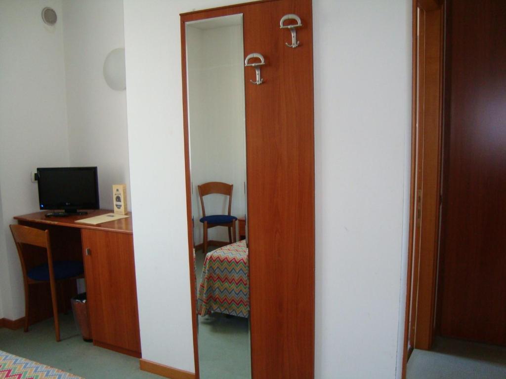 Hotel Naonis Cordenons Habitación foto